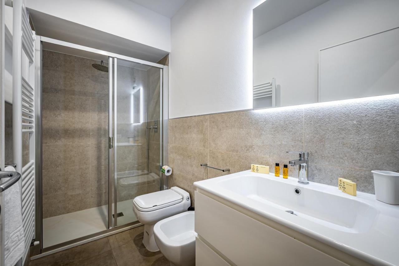 Roommo Via Dei Pilastri Ambra Florens Exteriör bild